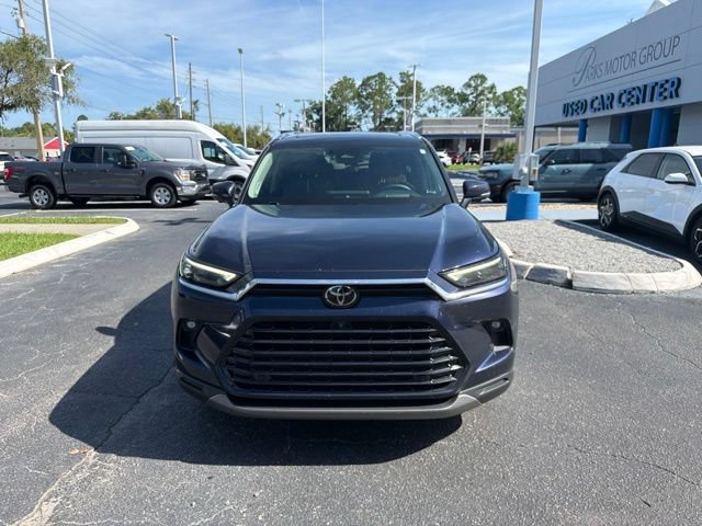 Used 2025 Toyota Grand Highlander AWD image 12