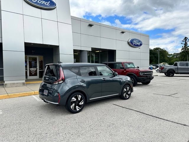 Used 2023 Kia Soul GT-Line FWD image 17