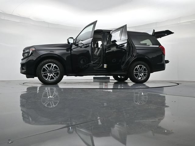 Certified 2025 Ford Expedition Active AWD/4WD image 58