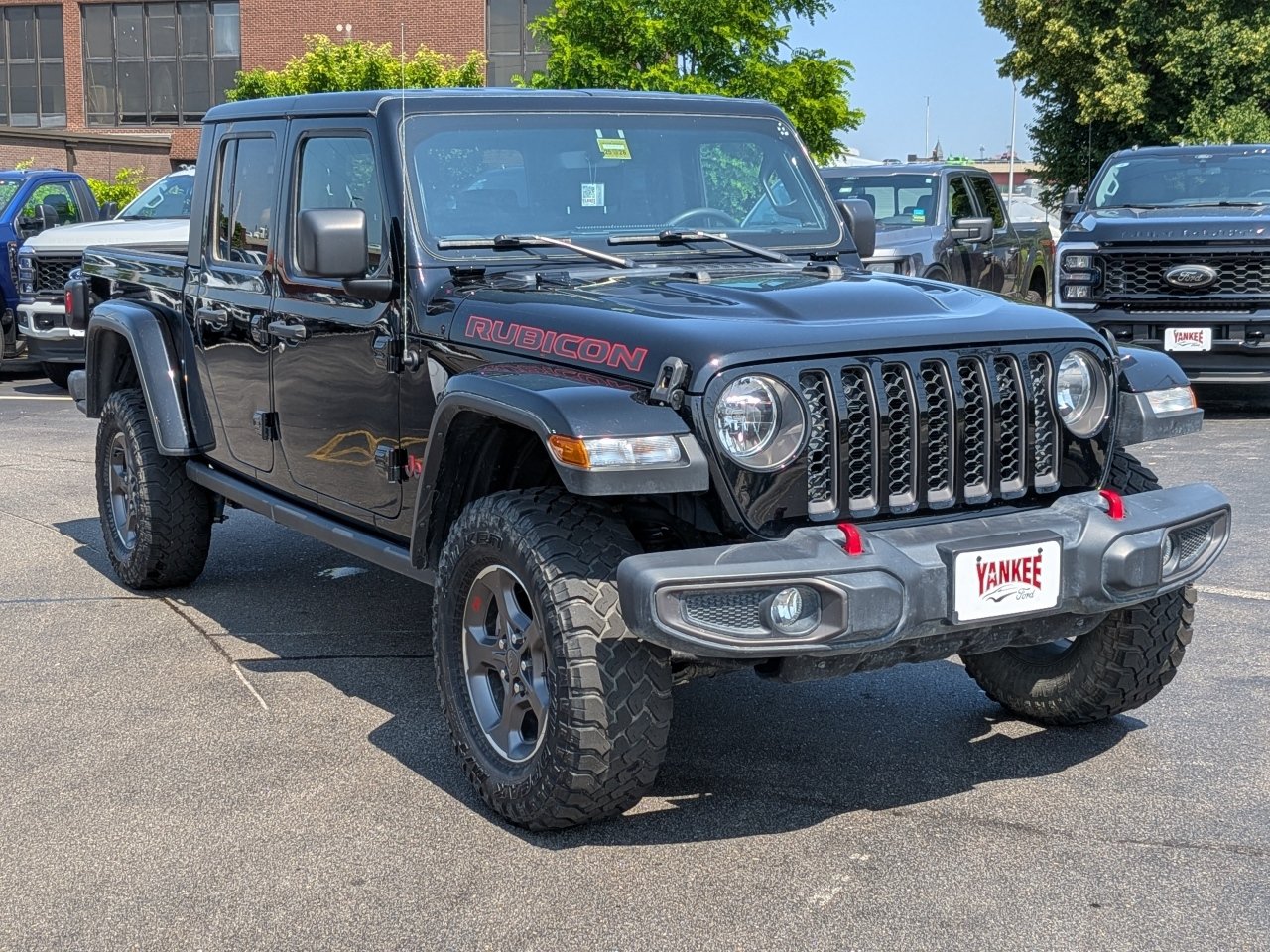 Used 2023 Jeep Gladiator Rubicon w/ Cold Weather Group AWD/4WD image 33