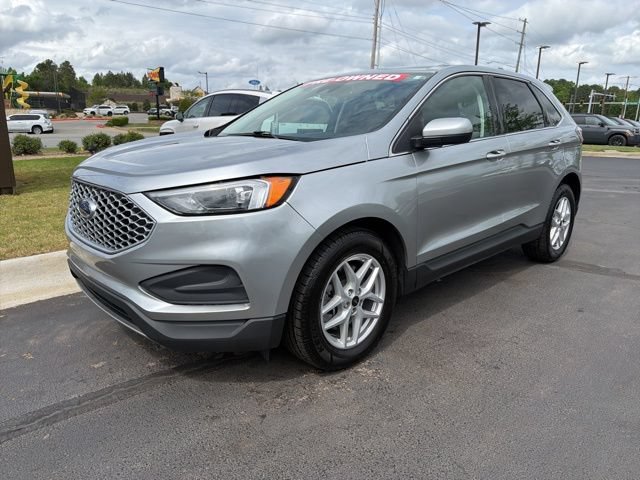 Certified 2024 Ford Edge SEL AWD/4WD image 3