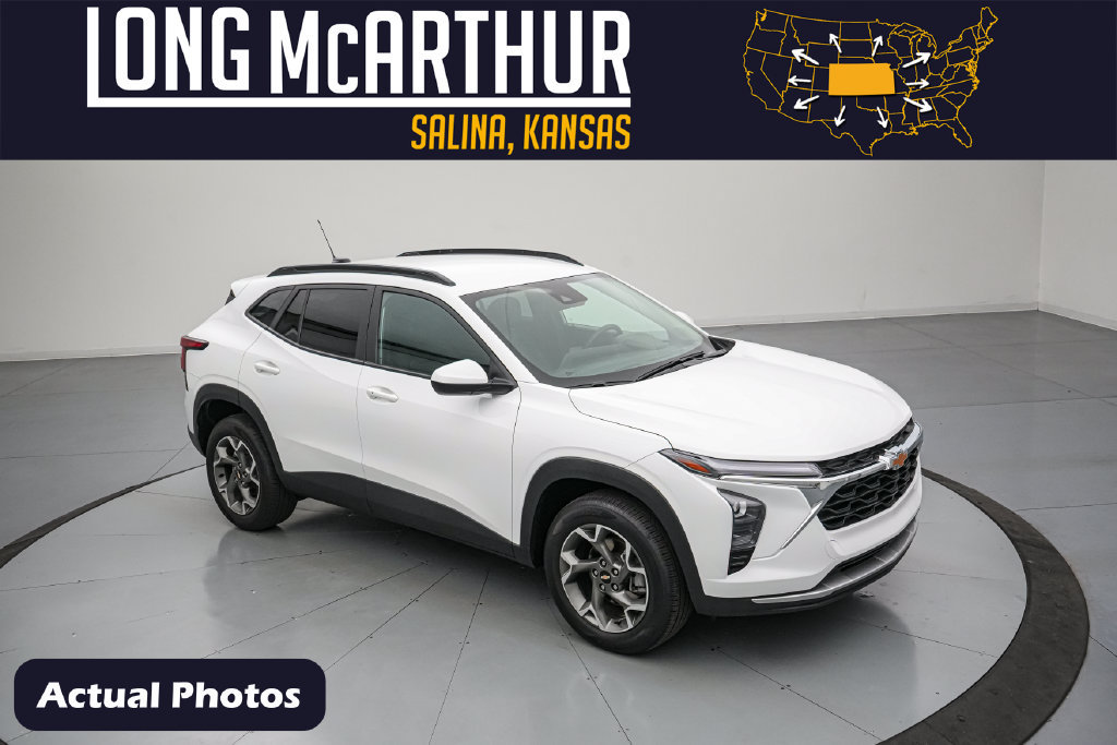 Used 2025 Chevrolet Trax LT w/ LT Convenience Package FWD image 1