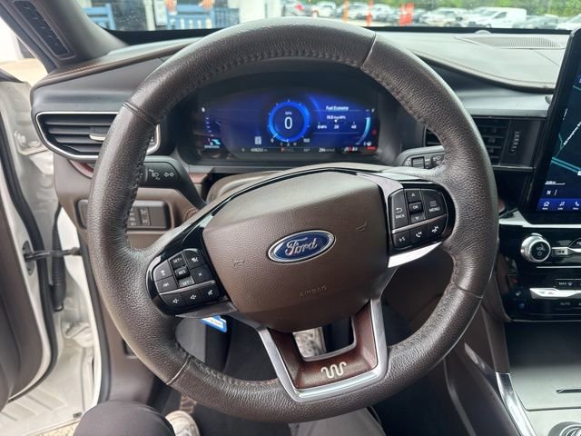 Certified 2023 Ford Explorer King Ranch w/ Technology Package AWD/4WD image 18