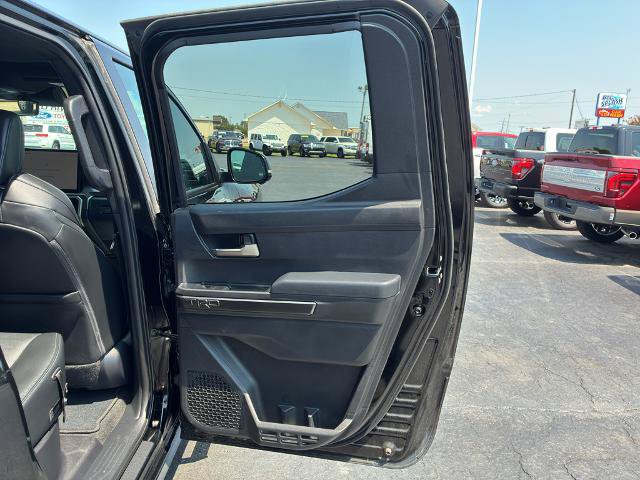 Used 2024 Toyota Tacoma TRD Off-Road w/ TRD Off Road Premium Package AWD/4WD image 17