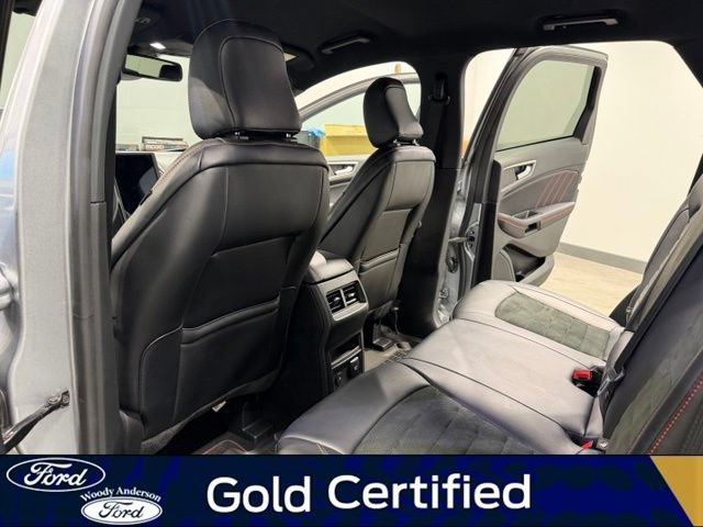 Certified 2024 Ford Edge ST-Line AWD/4WD image 23
