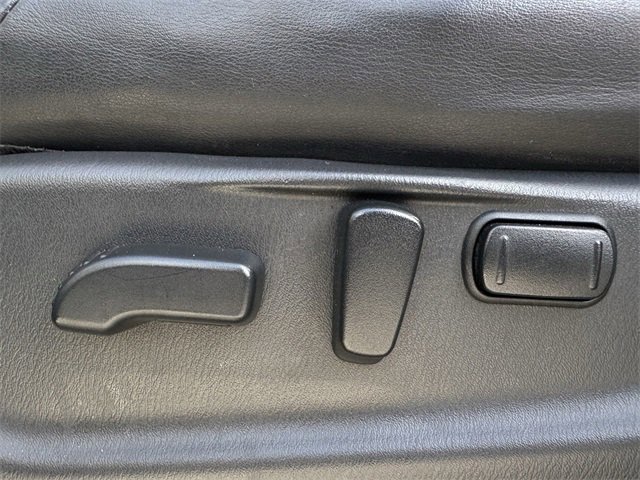 Used 2019 Nissan Armada Platinum w/ Captain's Chairs Package image 25