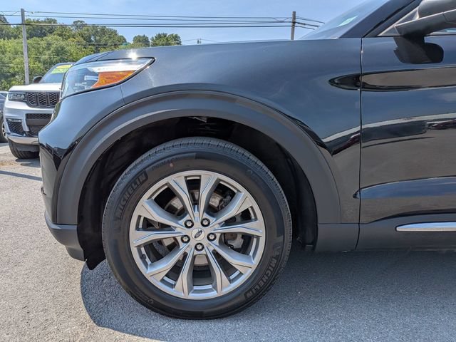 Certified 2023 Ford Explorer XLT w/ Equipment Group 202A AWD/4WD image 23