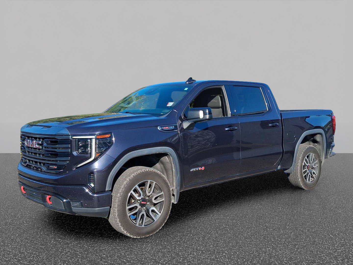 Used 2022 GMC Sierra 1500 AT4 w/ AT4 Preferred Package AWD/4WD image 1