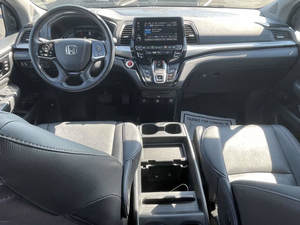 Used 2022 Honda Odyssey Touring image 11