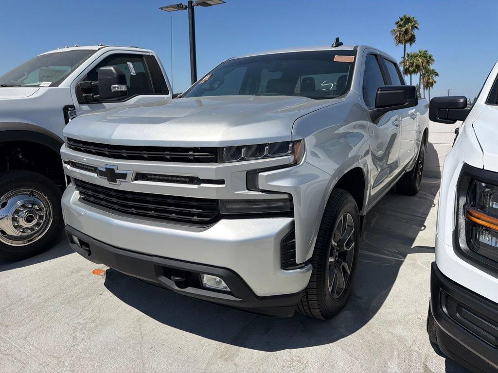 Used 2021 Chevrolet Silverado 1500 RST w/ Z71 Off-Road Package AWD/4WD image 3