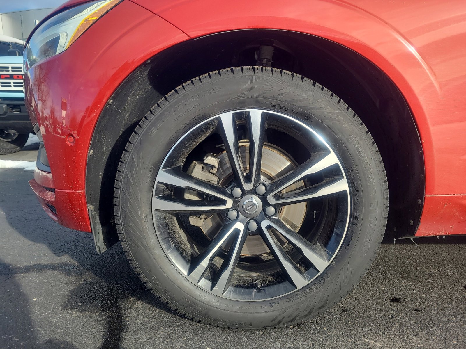 Used 2019 Volvo XC60 T5 Momentum w/ Premium Package image 25