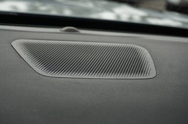 Certified 2022 Ford Explorer Limited w/ Equipment Group 301A image 32