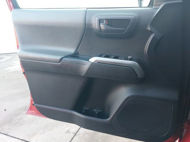 Used 2017 Toyota Tacoma SR5 w/ Tow Package image 26