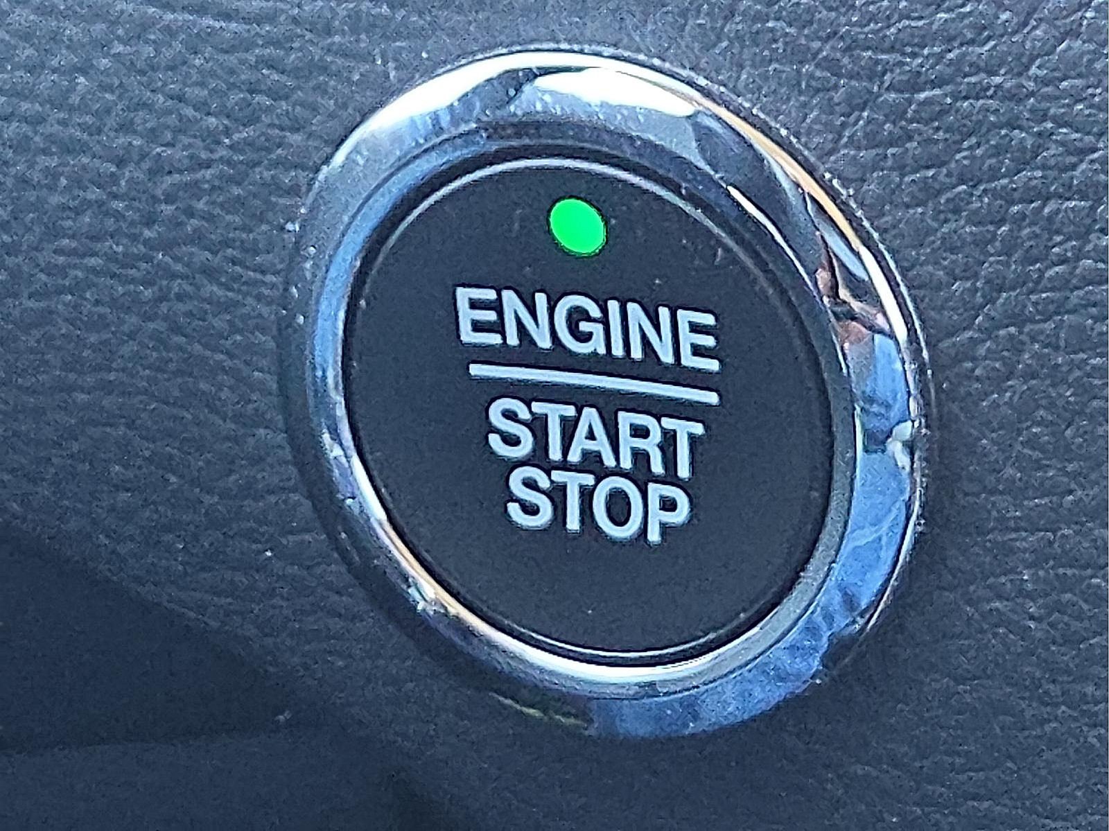 Certified 2023 Ford Edge Titanium image 17