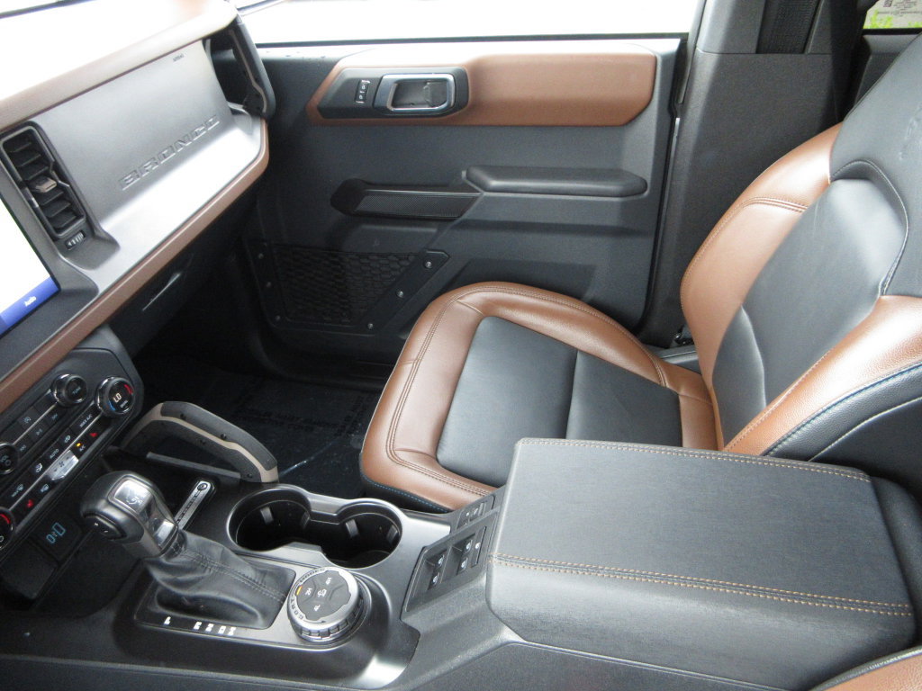 Certified 2024 Ford Bronco Outer Banks AWD/4WD image 24