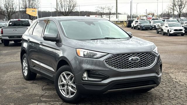 Certified 2024 Ford Edge SEL w/ Convenience Package image 8