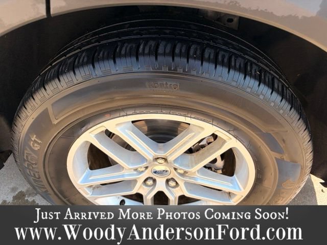 Certified 2025 Ford Explorer Active RWD image 8