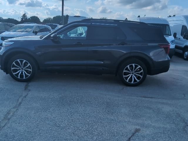 Certified 2022 Ford Explorer ST image 4