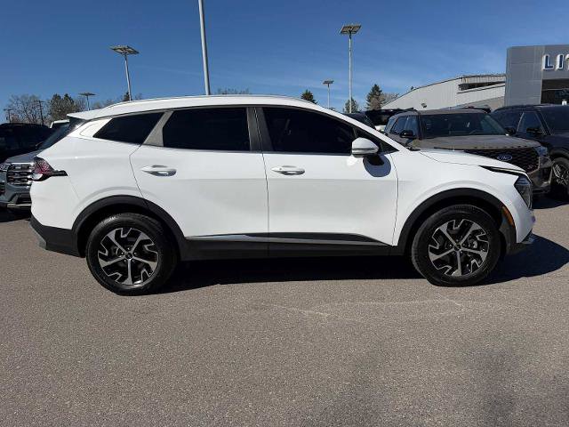 Used 2024 Kia Sportage EX AWD/4WD image 6