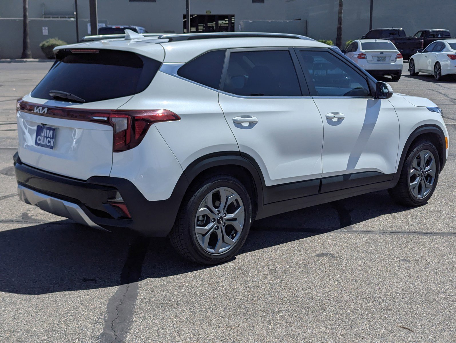 Used 2024 Kia Seltos S FWD image 2