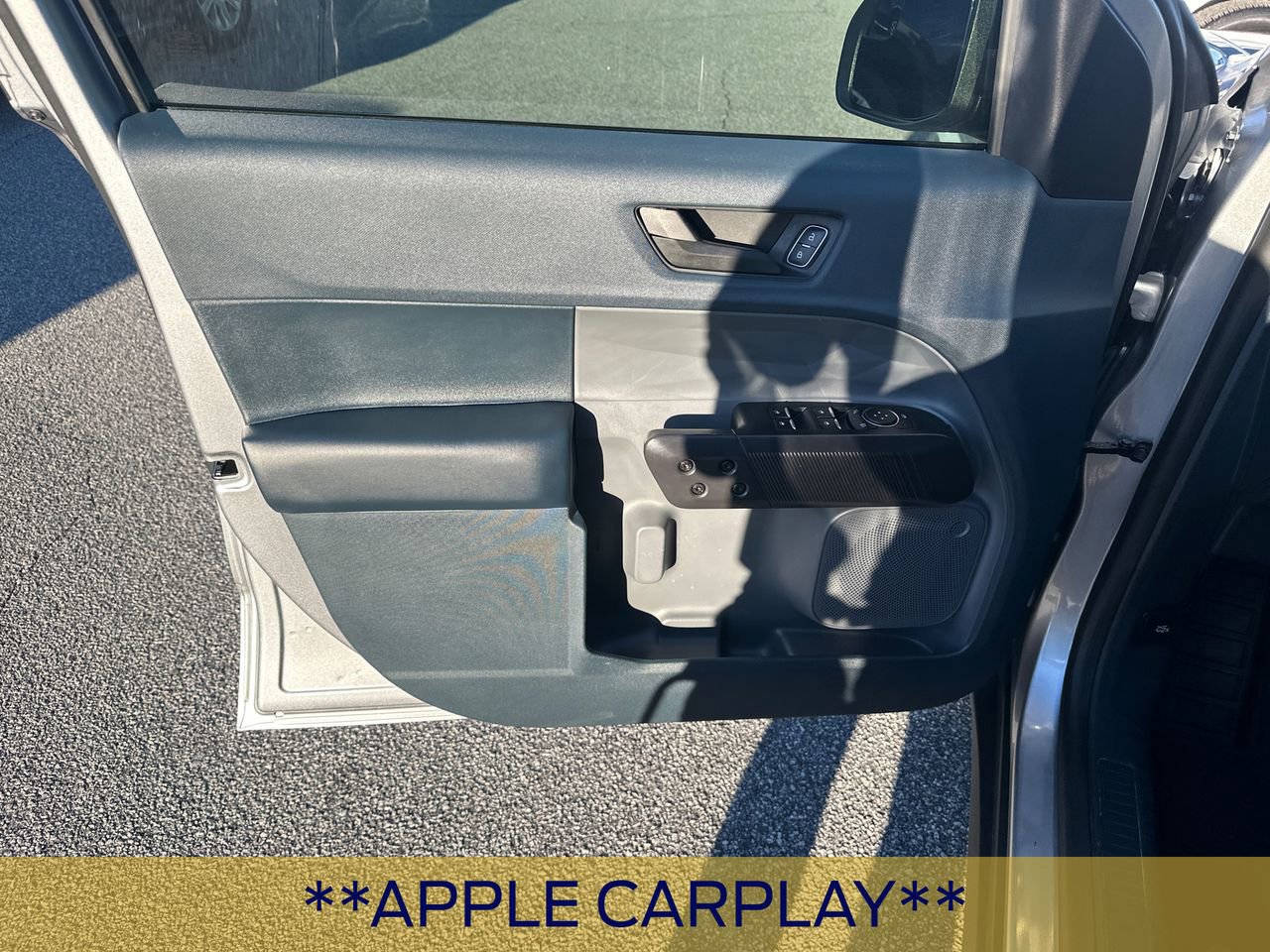 Certified 2024 Ford Maverick XLT w/ XLT Luxury Package image 11