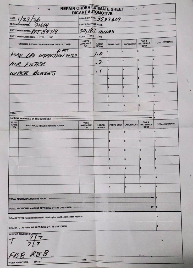 Used 2023 GMC Acadia SLE image 11