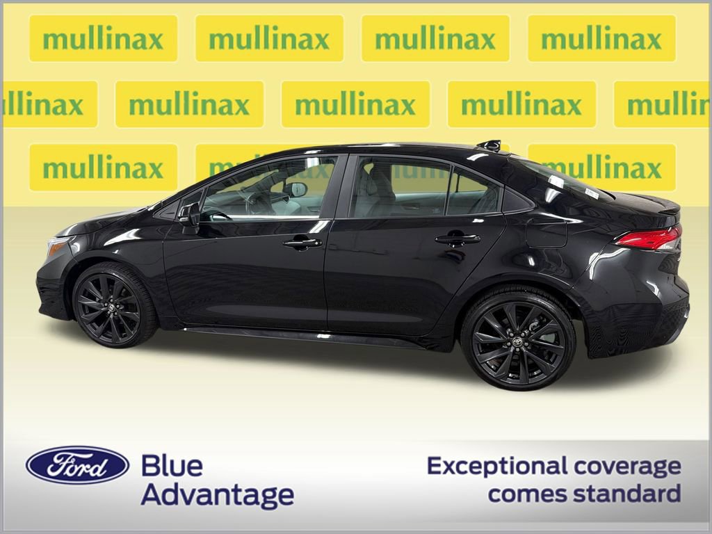 Used 2023 Toyota Corolla SE image 6