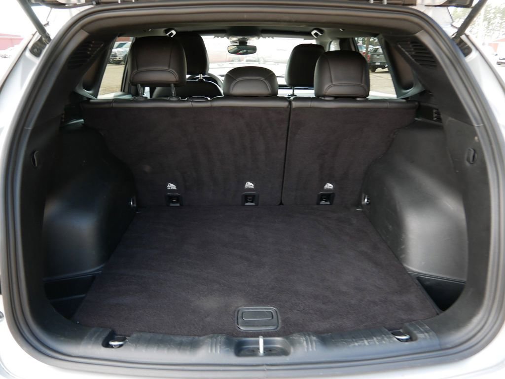 Used 2024 Jeep Compass Limited AWD/4WD image 10