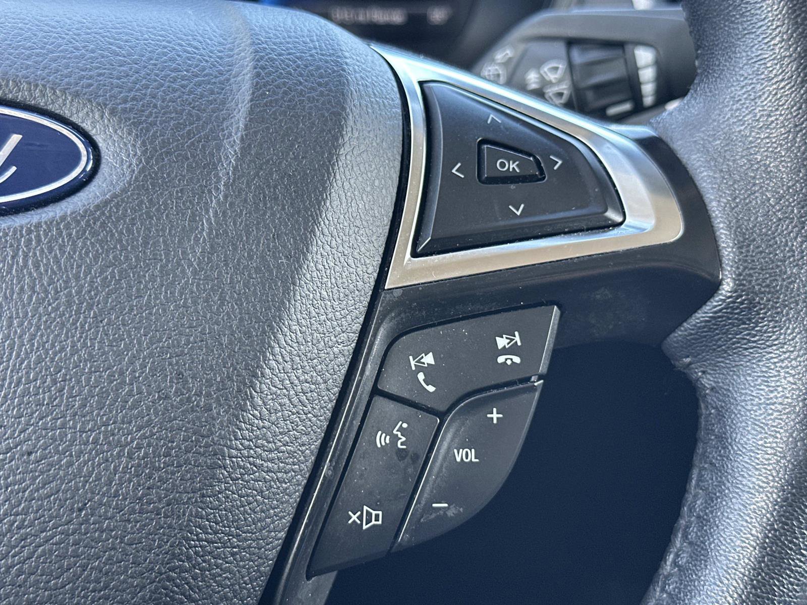 Certified 2024 Ford Edge SEL image 15