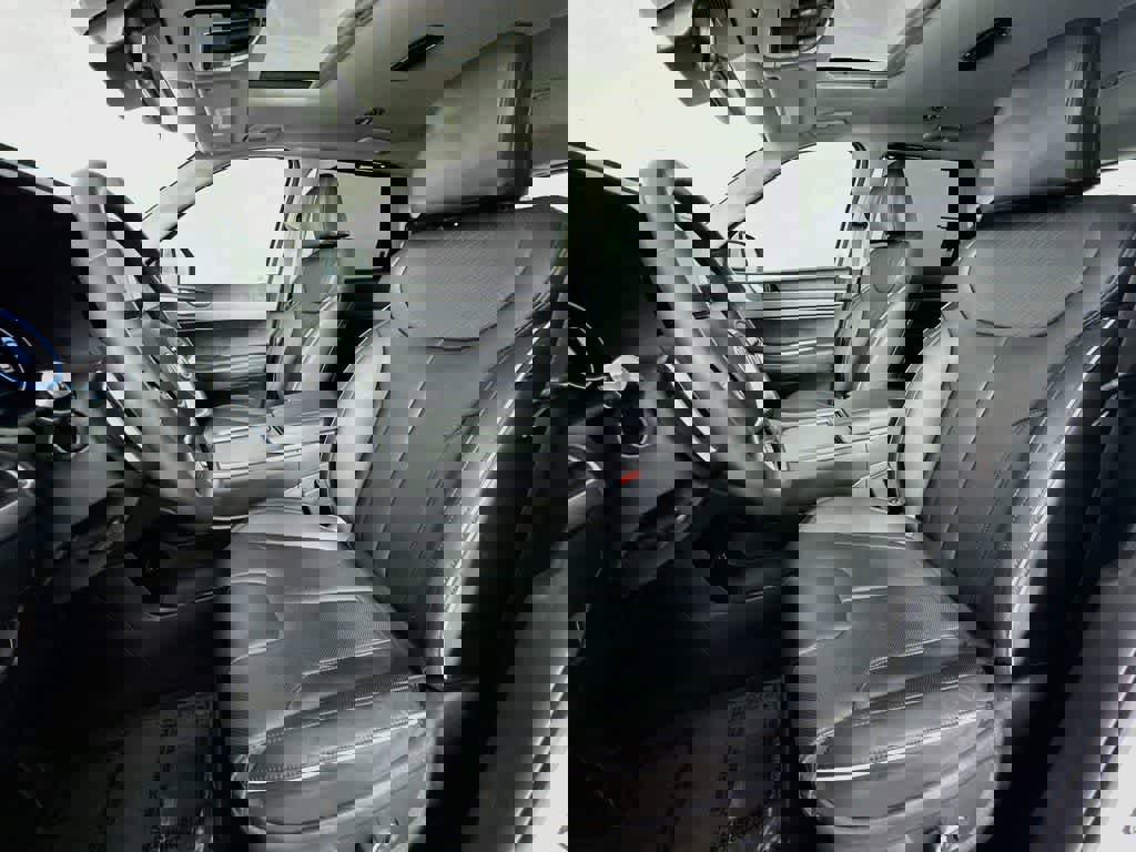 Used 2025 Hyundai Palisade SEL FWD image 11