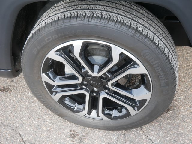 Used 2022 Jeep Compass Limited image 8