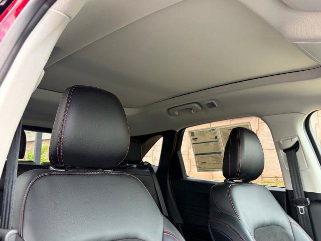 Certified 2022 Ford Escape SEL w/ SEL Stealth AWD Package image 20