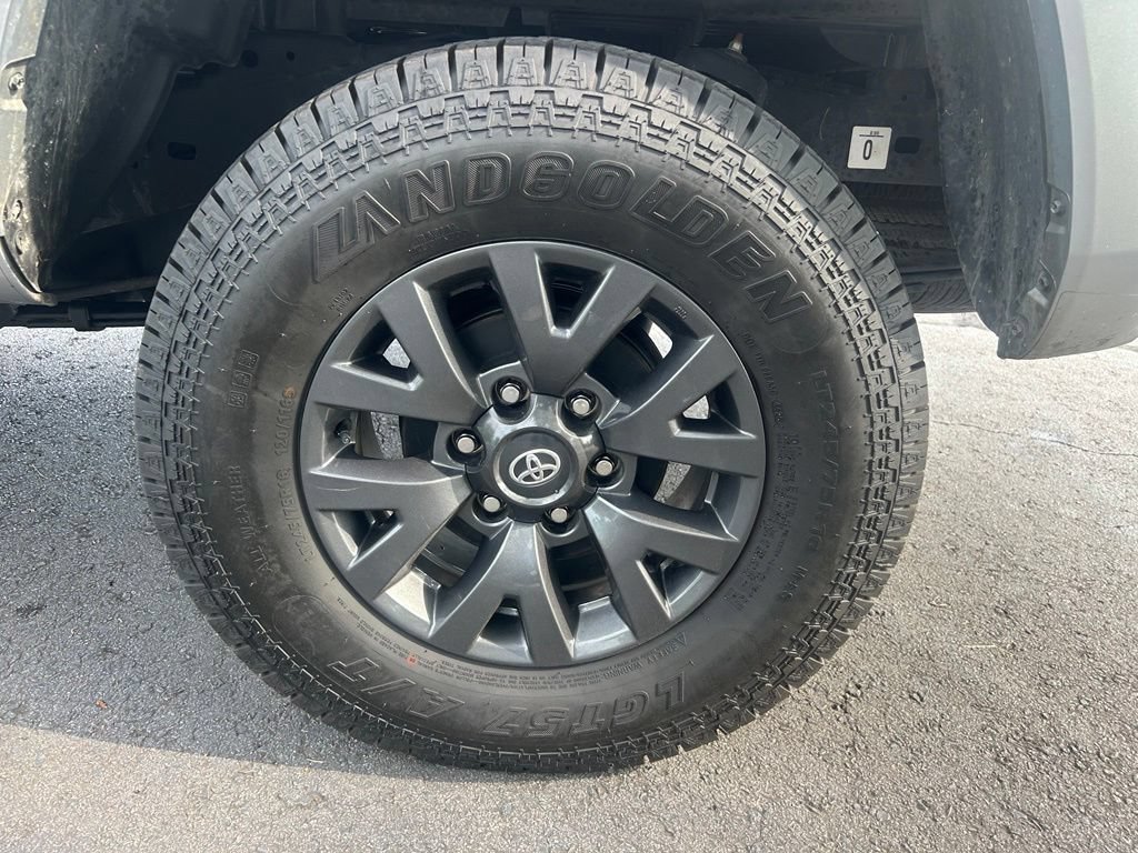 Used 2023 Toyota Tacoma SR5 RWD image 31