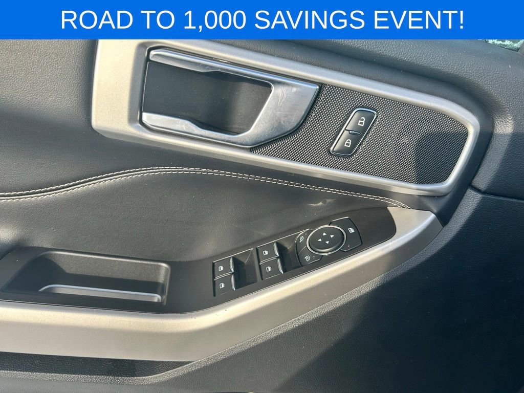 Certified 2022 Ford Explorer XLT w/ Equipment Group 202A image 12