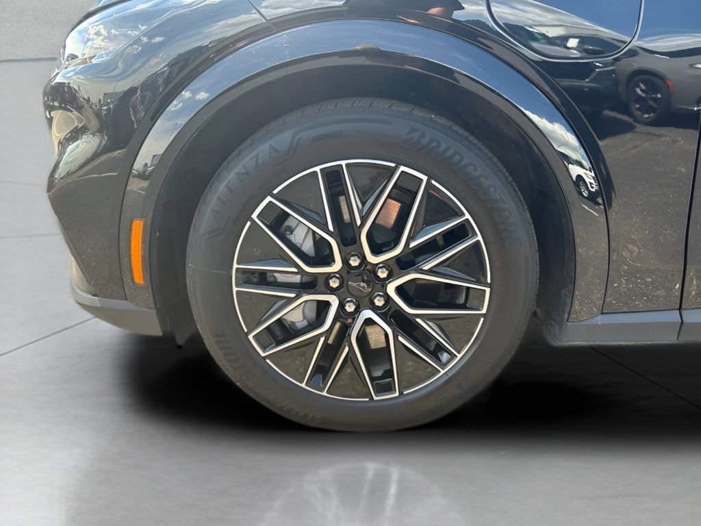 Certified 2025 Ford Mustang Mach-E Premium RWD image 28