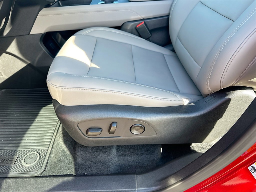 Used 2026 GMC Acadia Elevation w/ Black Edition image 10