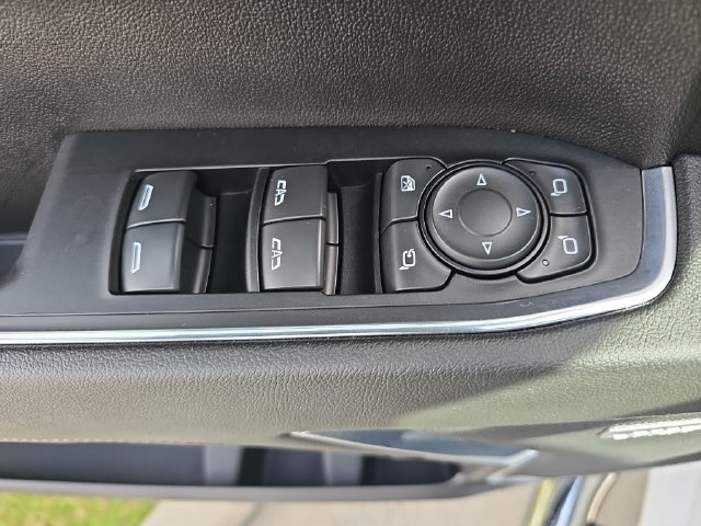 Used 2024 Chevrolet Silverado 1500 LTZ w/ LTZ Premium Package AWD/4WD image 29