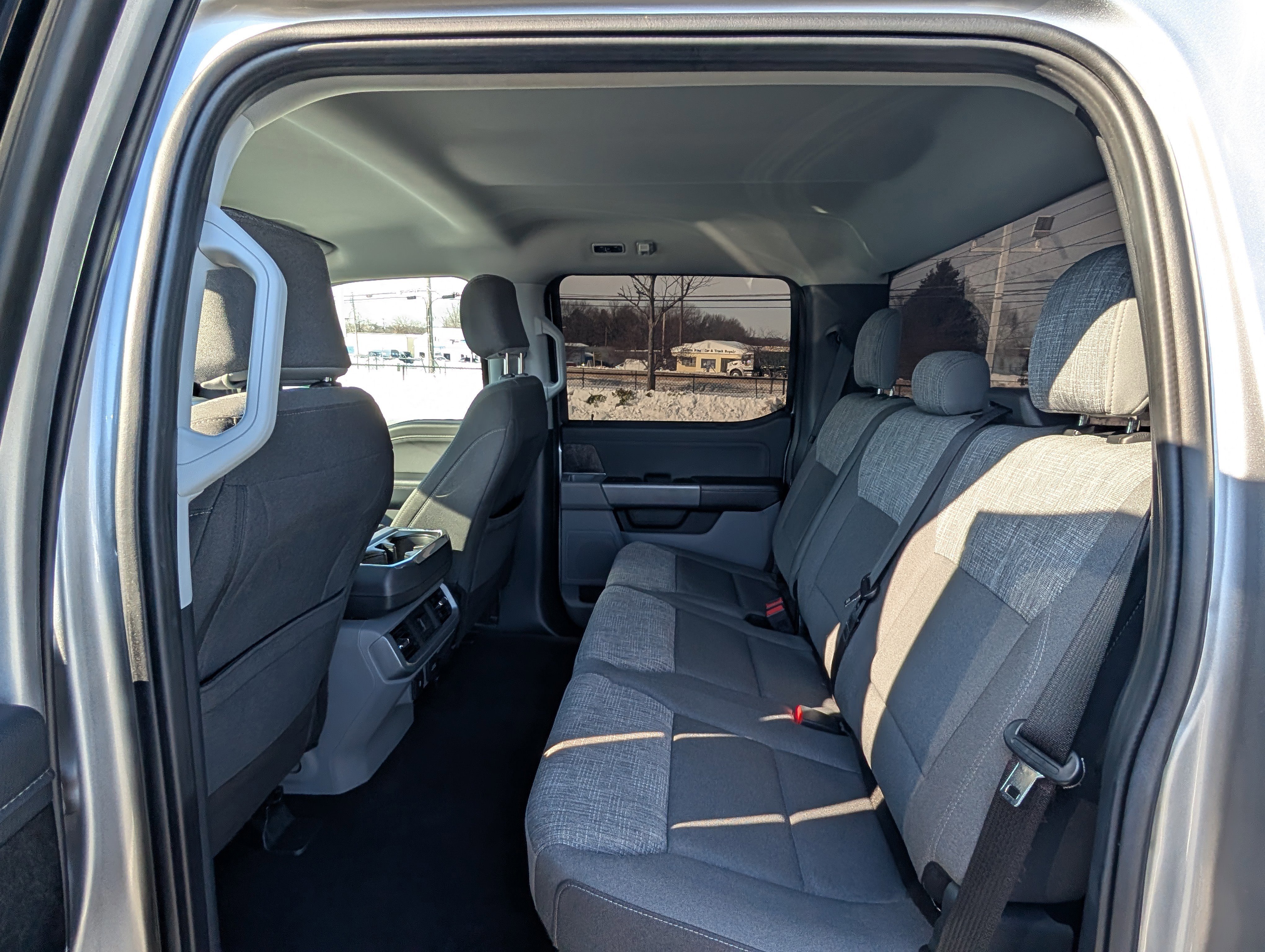 Certified 2022 Ford F150 XLT w/ Equipment Group 302A High image 14