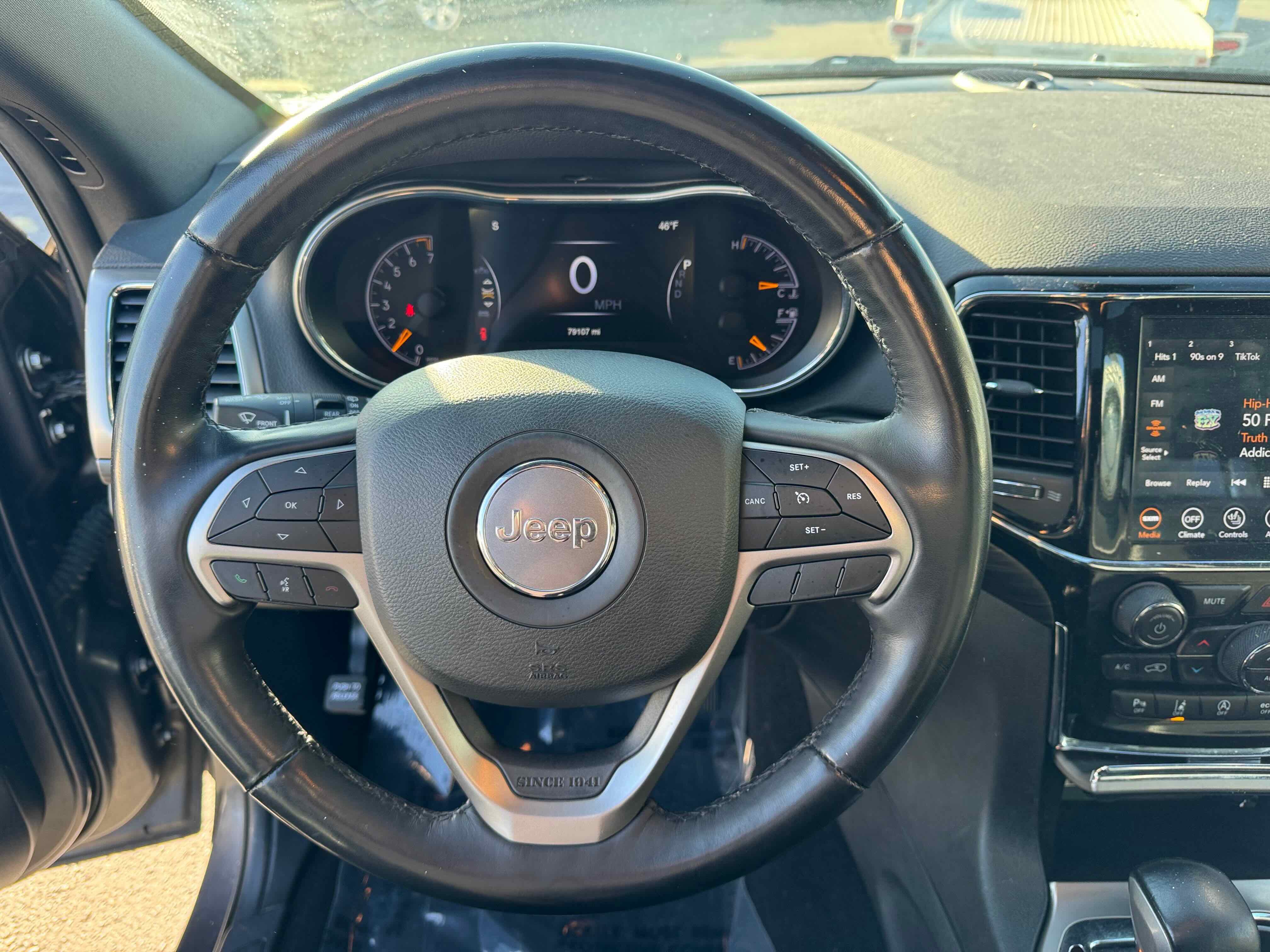 Used 2021 Jeep Grand Cherokee Laredo X image 18