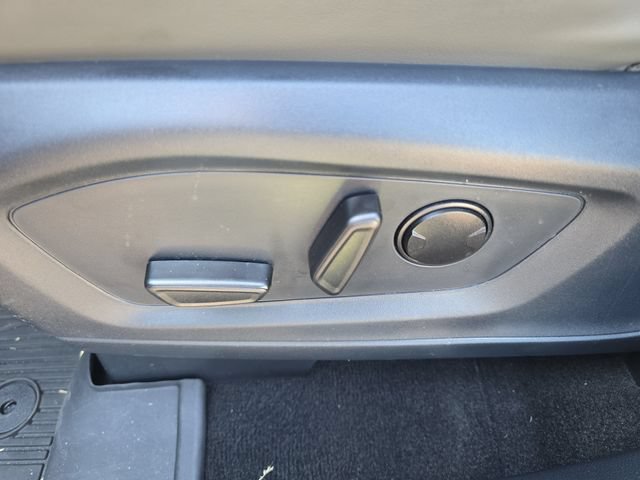 Certified 2025 Ford Explorer Active w/ Active Comfort Package AWD/4WD image 12