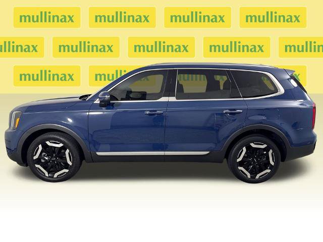 Used 2024 Kia Telluride S FWD image 11