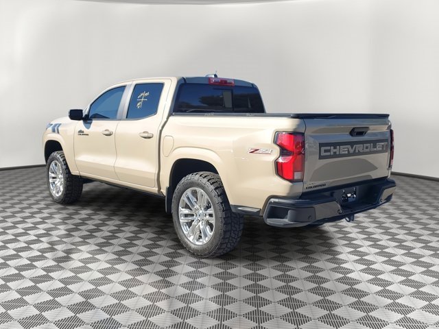 Used 2024 Chevrolet Colorado Z71 w/ Z71 Convenience Package 2 image 2