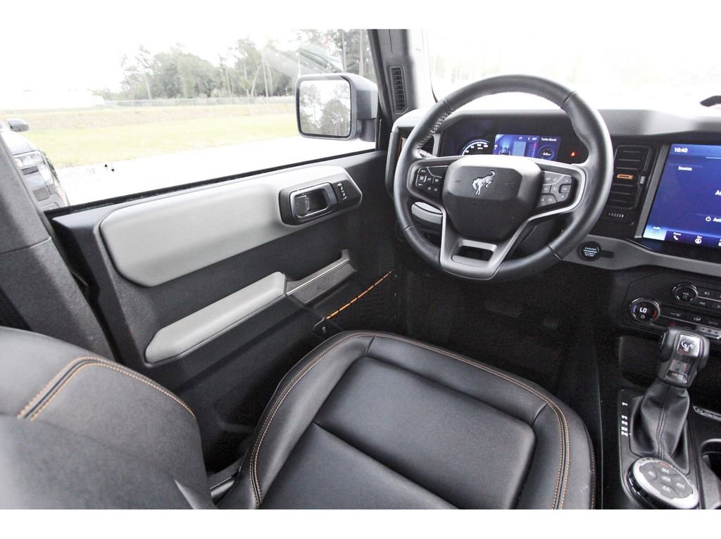 Certified 2023 Ford Bronco Badlands AWD/4WD image 11