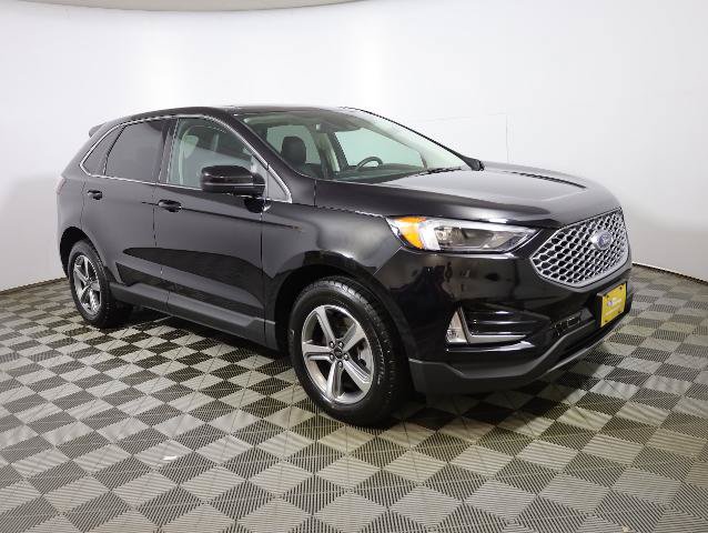 Certified 2024 Ford Edge SEL w/ Convenience Package AWD/4WD image 4