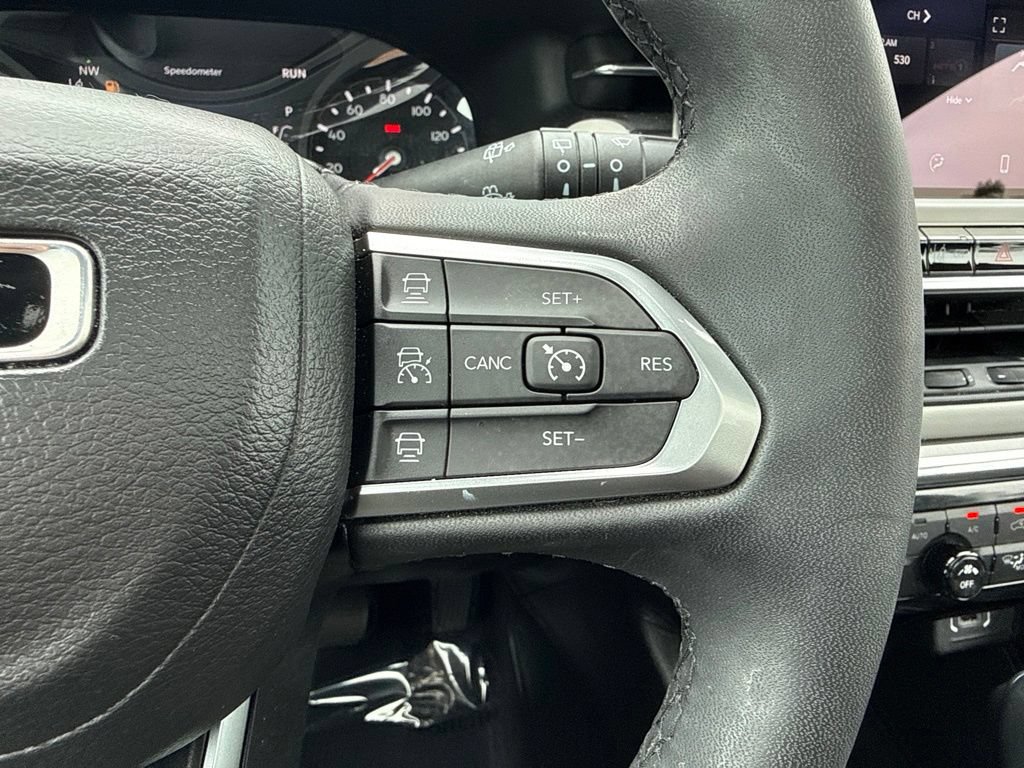 Used 2024 Jeep Compass Limited w/ Sun and Sound Group AWD/4WD image 22