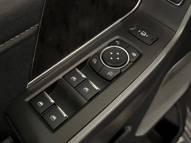 Certified 2025 Ford F350 Lariat w/ Lariat Ultimate Package image 19