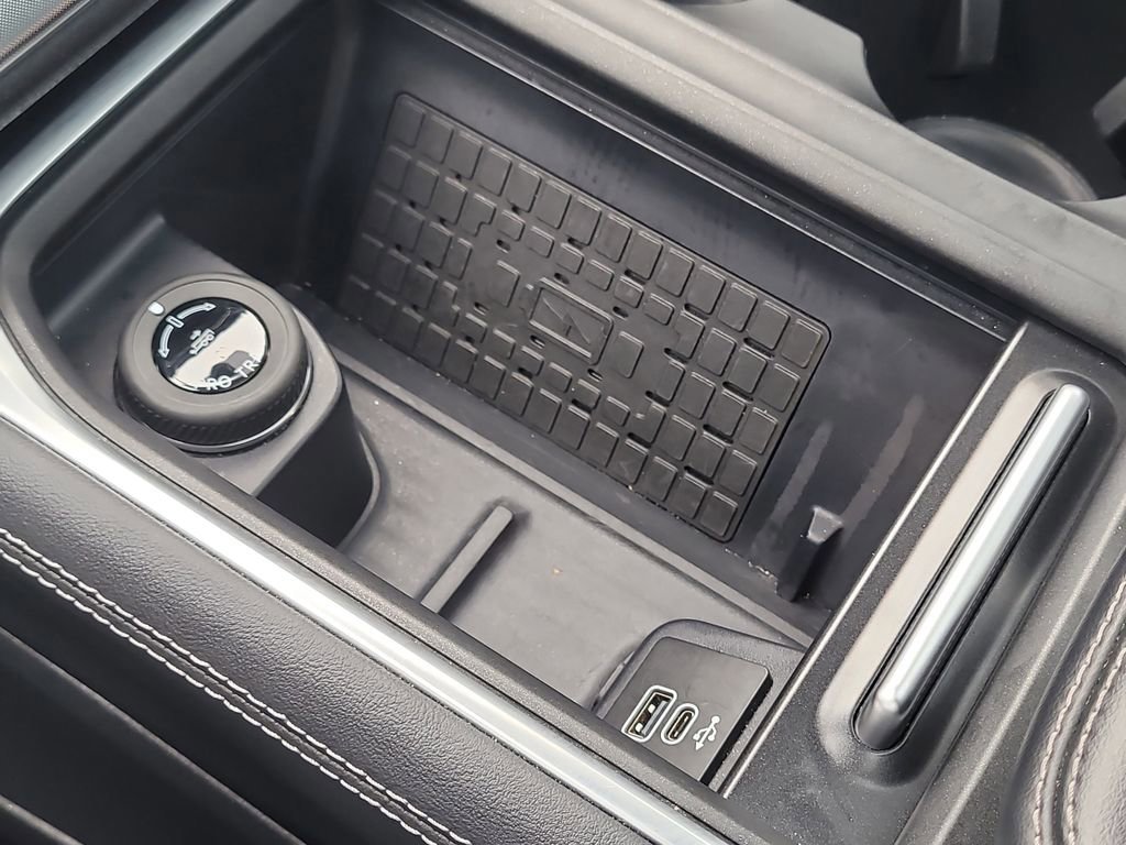 Certified 2025 Ford Expedition Max Platinum image 30