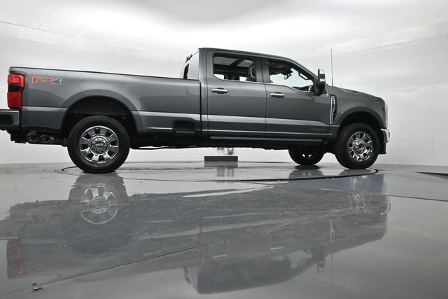 Certified 2025 Ford F250 Lariat w/ Lariat Ultimate Package AWD/4WD image 34