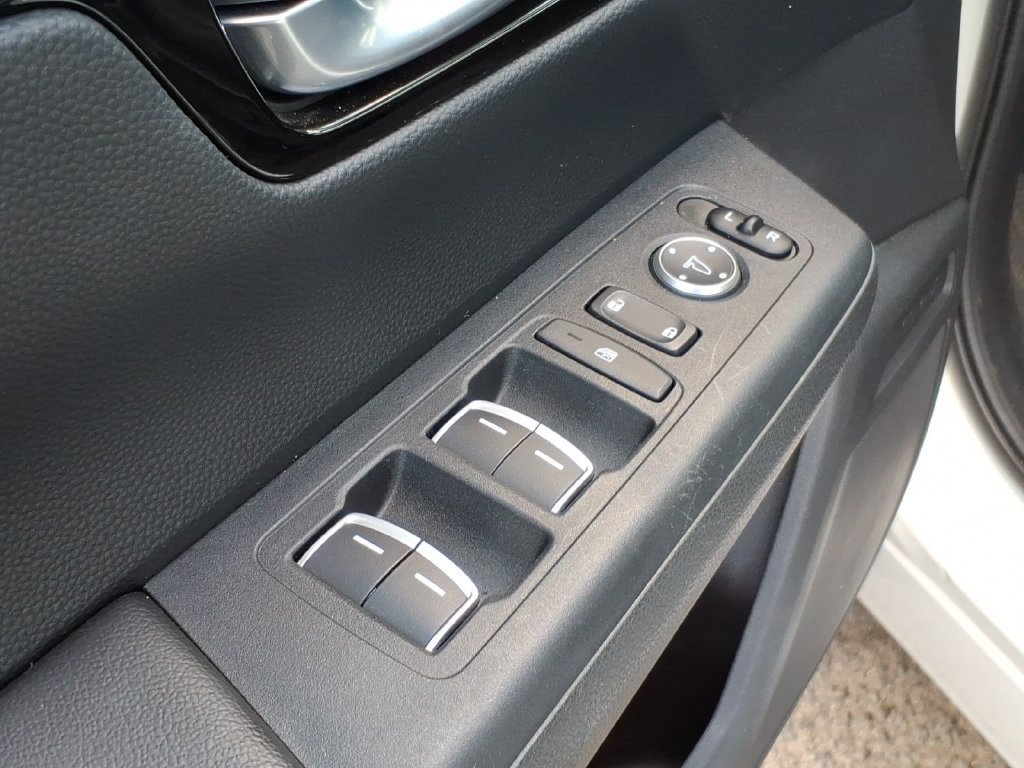 Used 2024 Honda CR-V EX-L image 12