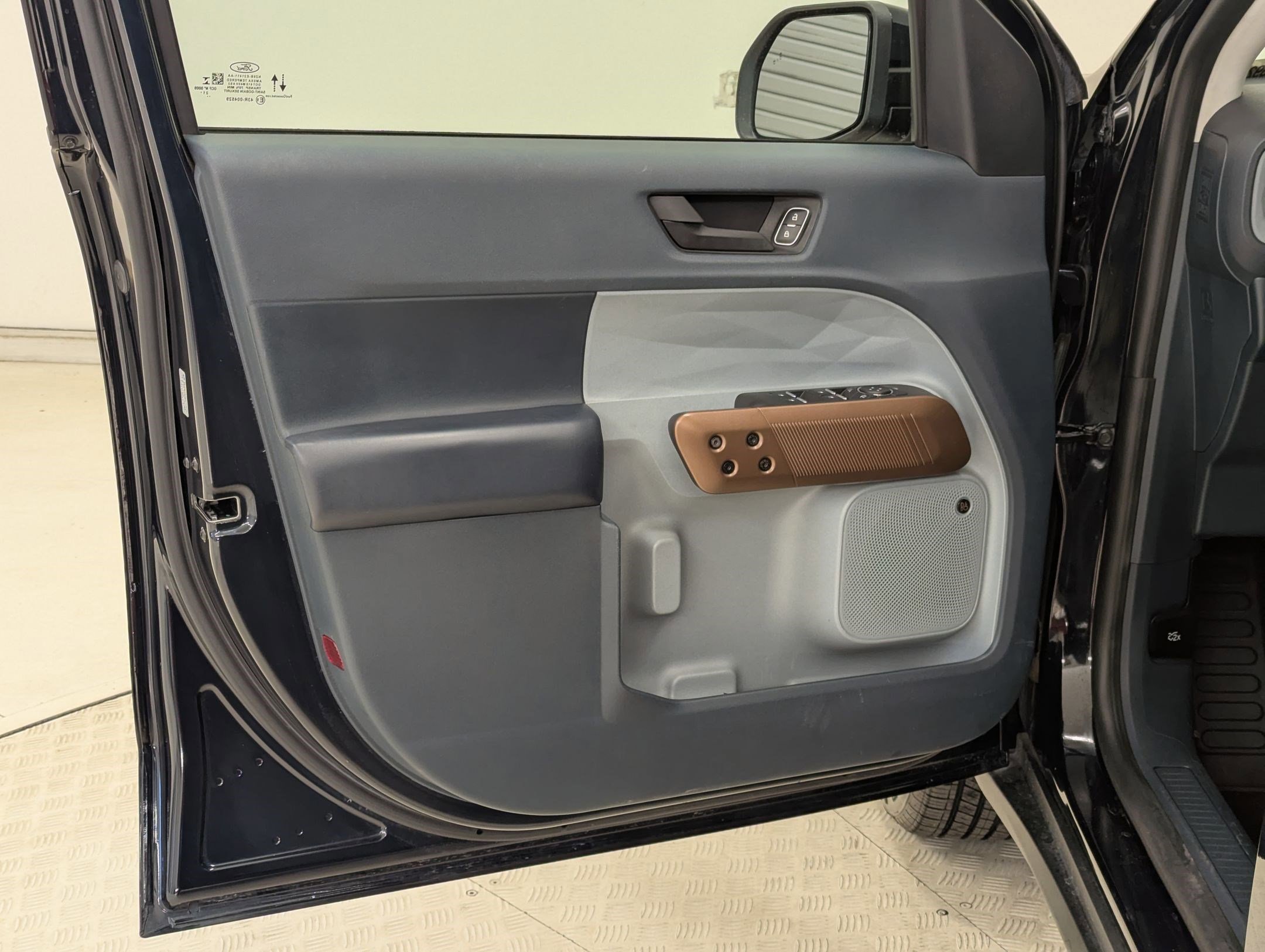 Certified 2022 Ford Maverick Lariat w/ Lariat Luxury Package image 21